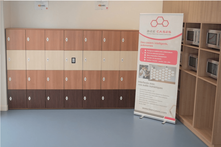 Bee-Cases : des casiers intelligents et autonomes pour récupérer ses colis