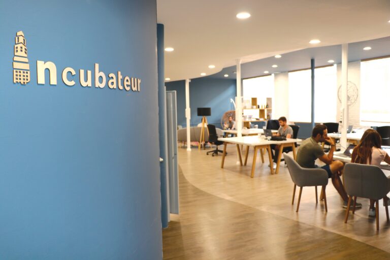 Innov&rsquo;a, l’incubateur qui donne vie aux entreprises innovantes