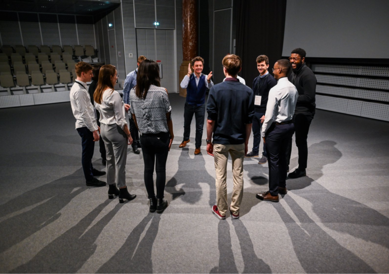 Les Pieds sur Scène, mettre le collectif en mouvement pour transformer les organisations